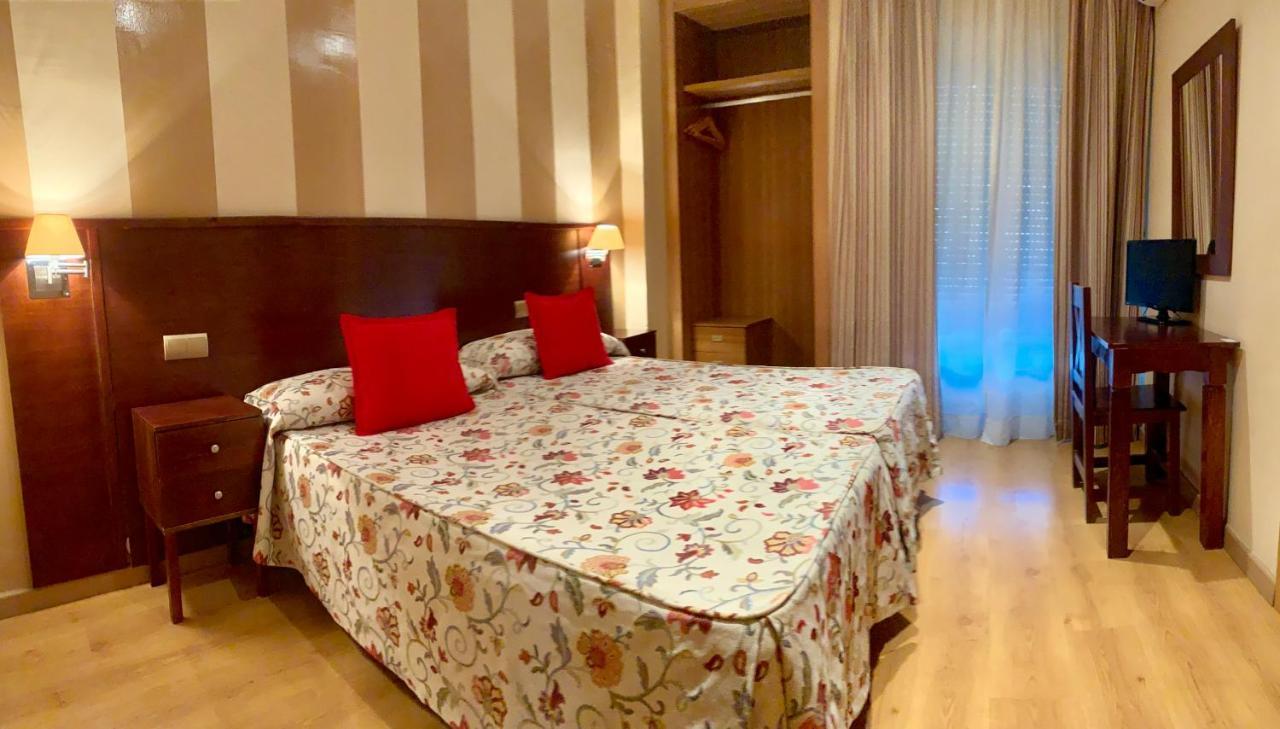 Hotel Fernando IV Martos Kültér fotó